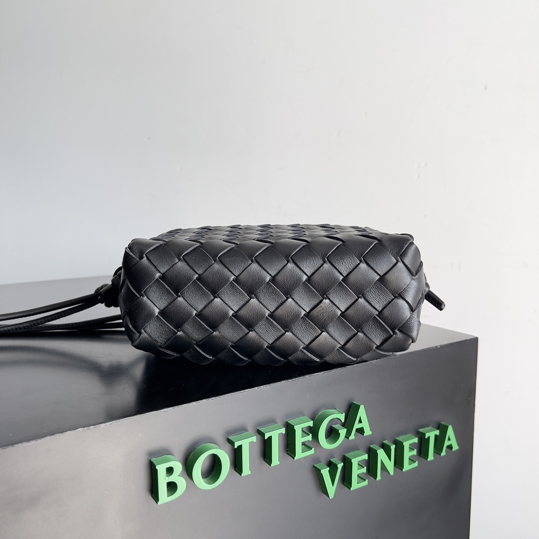 Bottega Veneta Satchel Bags